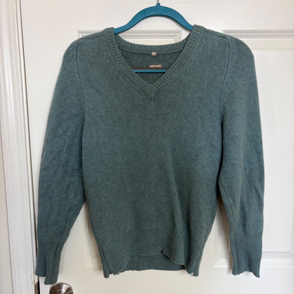 Vintage 100% Pure Cashmere V-Neck Sweater Teal Blue Green Knit Size 38